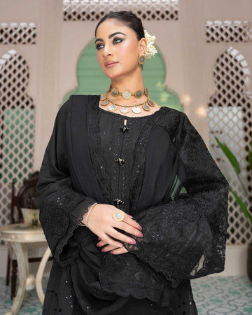 Versatile by Aalaya Winter Vol 01 '25 D 05